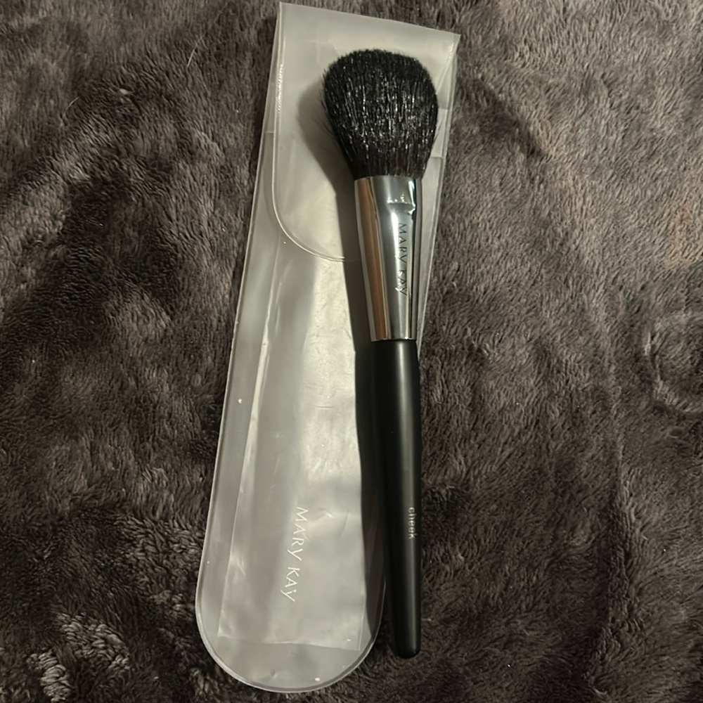 Mary Kay makeup brush